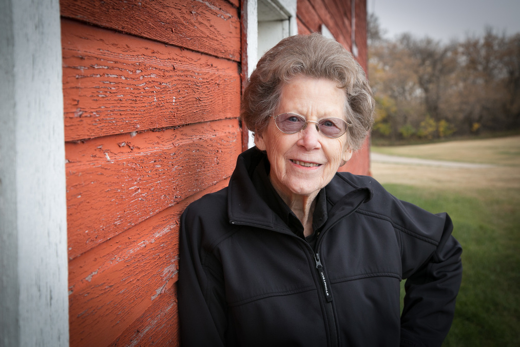 Doris Walliser Obituary - Estevan, SK | Hall Funeral Services - Estevan